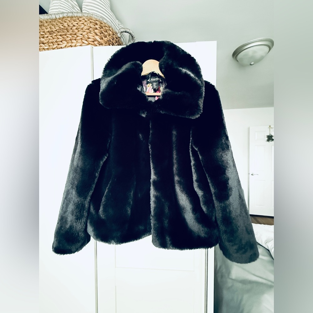 NWOT Nanette Lepore Faux Fur Coat Black Sz M
